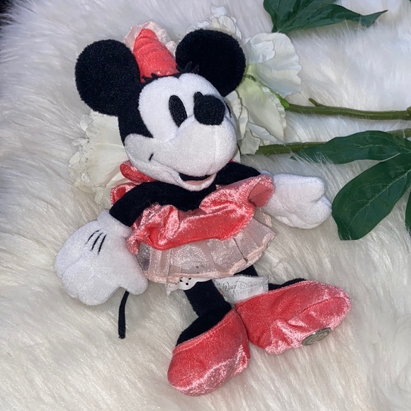 Disney 100 years of Magic Minnie Mouse Pink Hat and Dress Plush - Picture 4 of 17